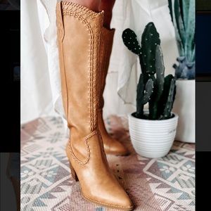 Finley Billini Knee High Western Boots (Camel)